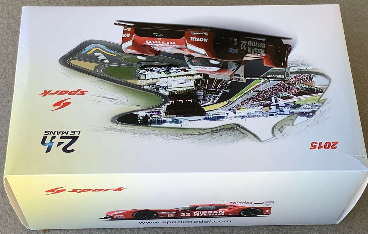 Nissan GT-R LM Nismo - 2015 Le Mans - Spark 1/18