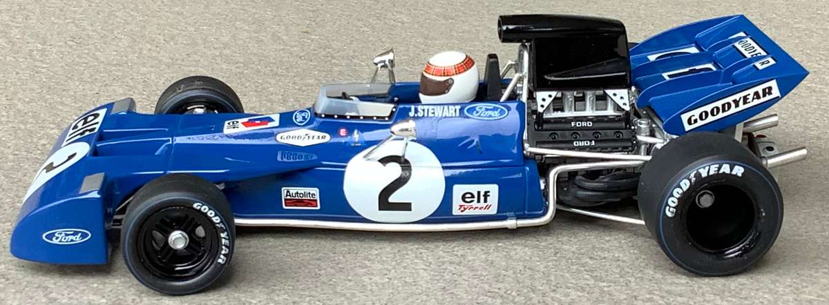 Tyrrell 003 - 1971 World Champion -Jackie Steward - Minichamps 1/18