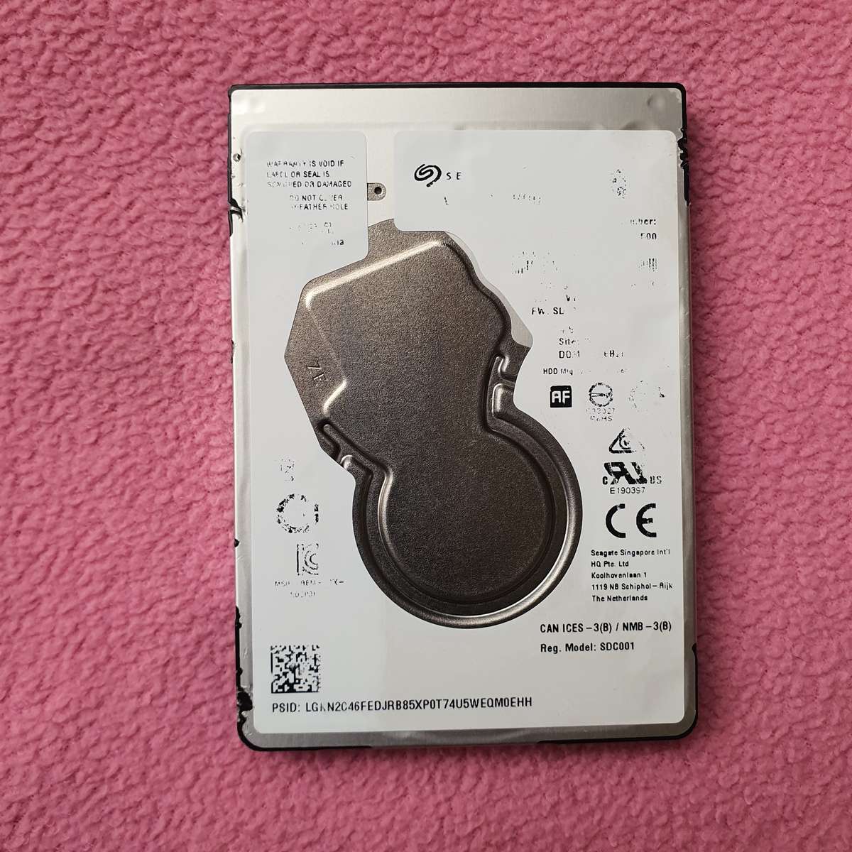 Seagate ST1000VT001 Video | 1TB - 5400RPM | SATA 6.0Gbps | 2.5-Inch Hard Drive