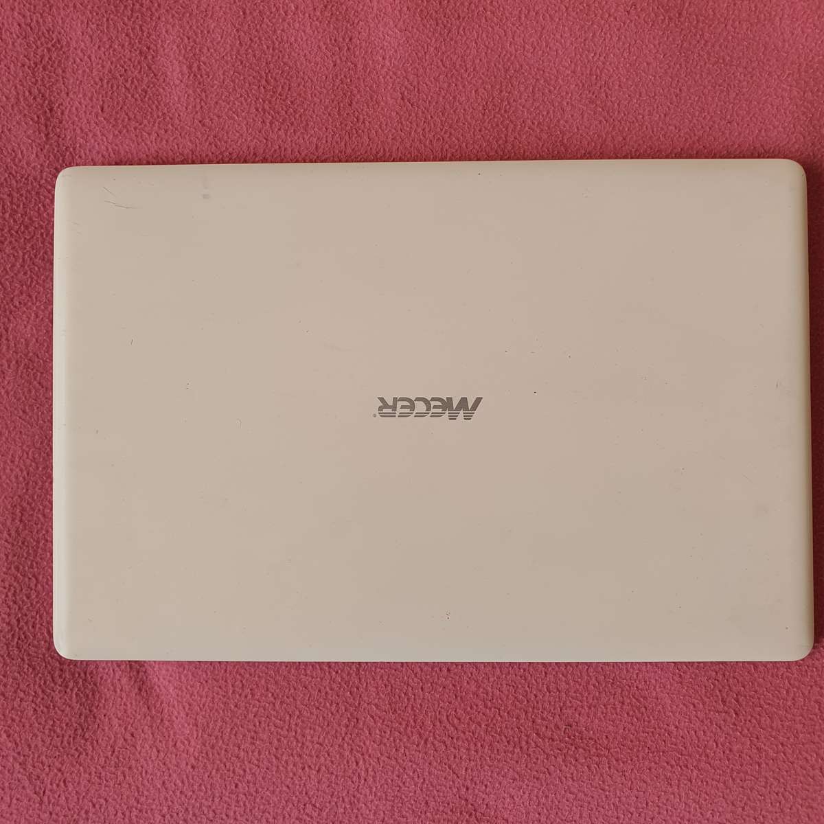 Mecer Z140C | Intel Atom x5-Z8350| 1.44GHz| 2GB RAM| 32GB eMMC Storage| 14.0 Inch (1366x768) LCD