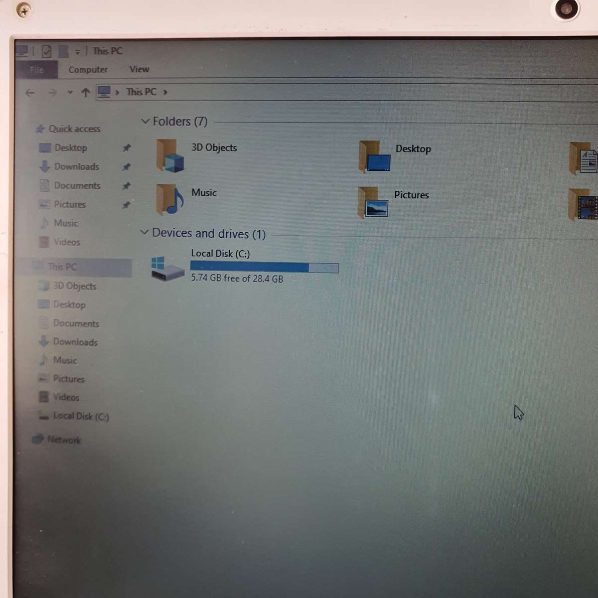 Mecer Z140C | Intel Atom x5-Z8350| 1.44GHz| 2GB RAM| 32GB eMMC Storage| 14.0 Inch (1366x768) LCD