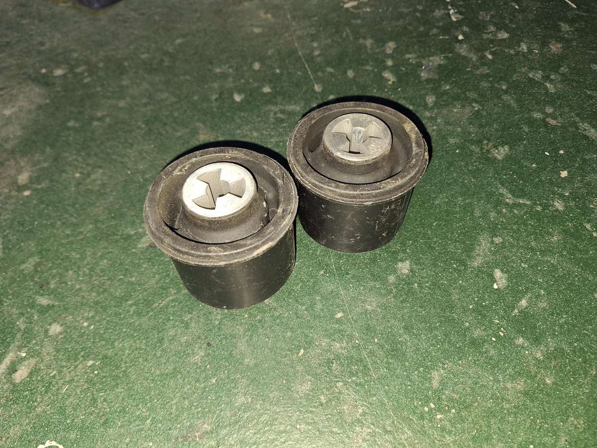 golf 4 Rear Sub Frame Bushes
