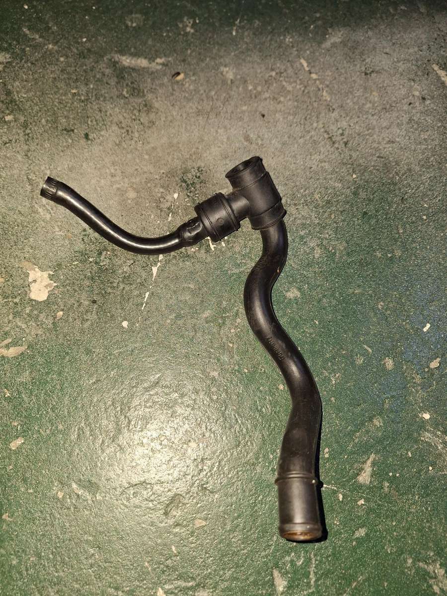 golf 4 1.8T Breather pipe
