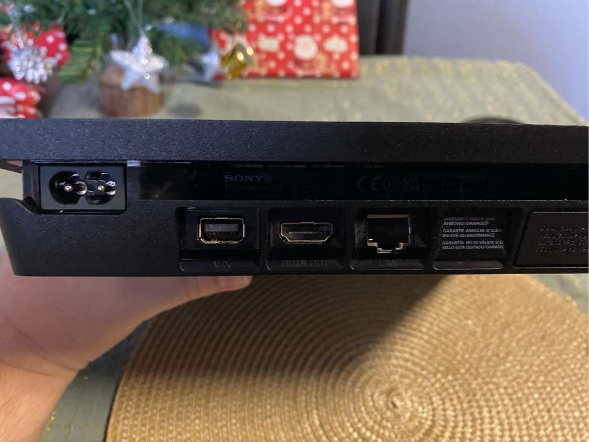 PlayStation 4 Slim 960GB Console