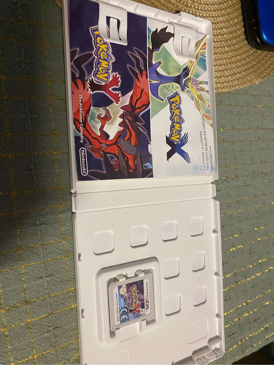 Nintendo 3DS XL Console & Pokemon Y bundle