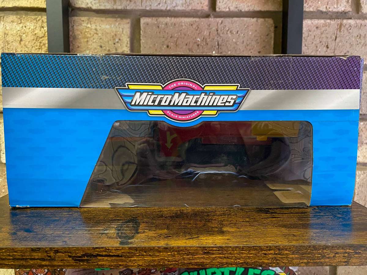 Micro Machines Micro City Police Expanding Playset