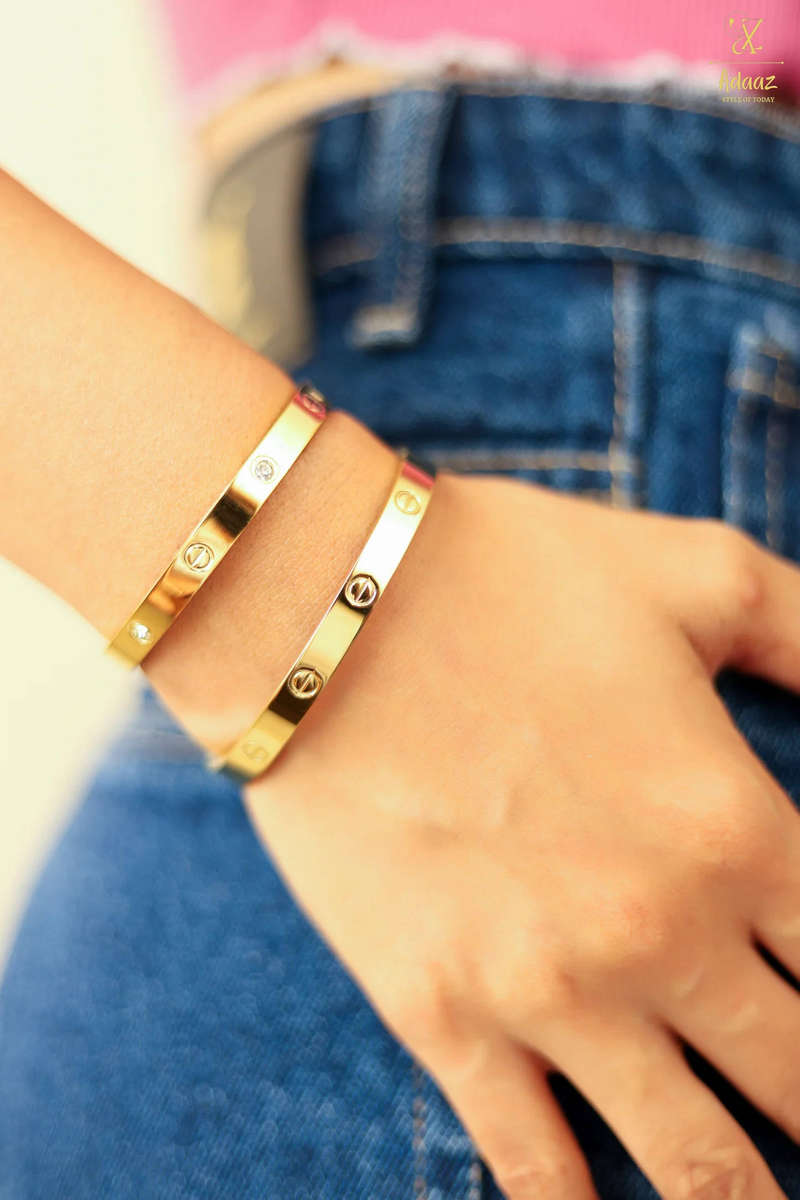 BEAUTIFUL BRACELET / BANGLE - ANTI TARNISH -GOLD PLATED - 70% OFF(best gift)