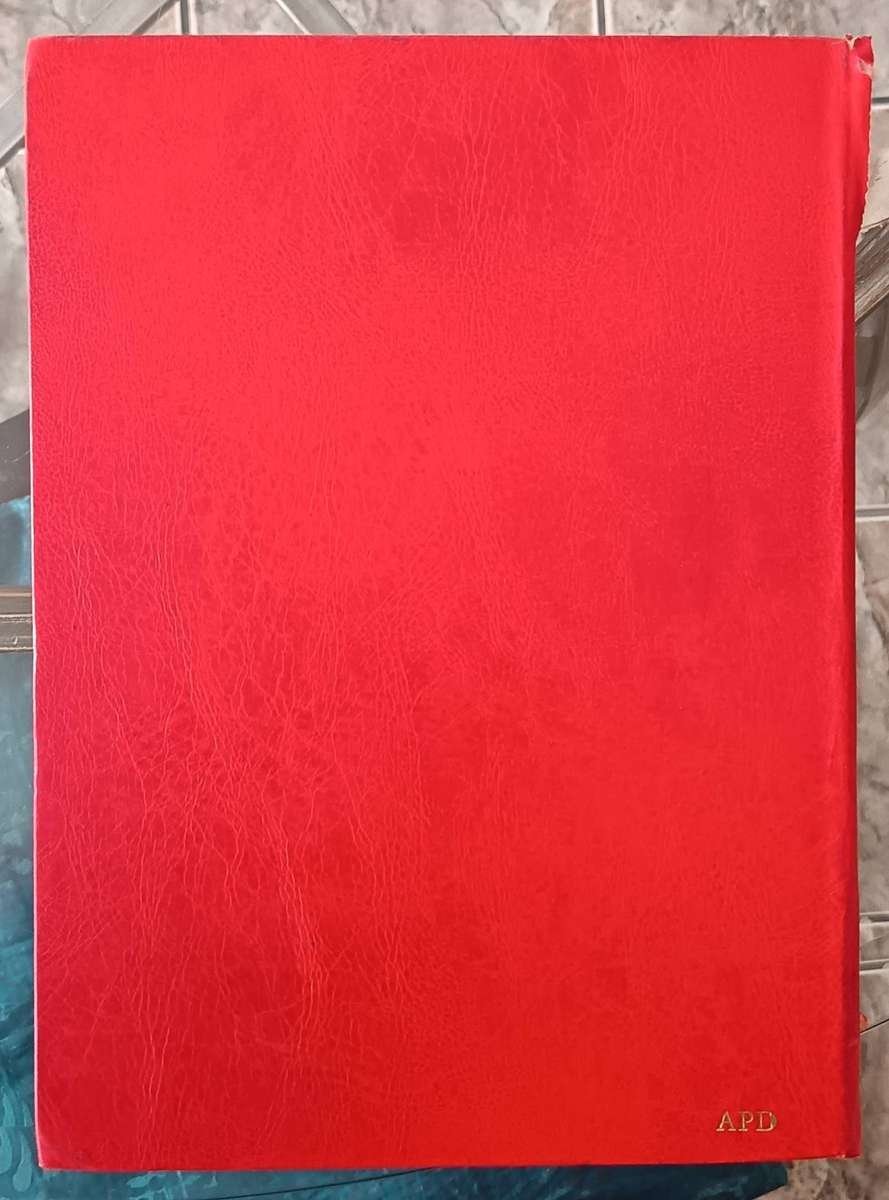 MIXED LOT OF WORLD STAMPS IN ALBUM