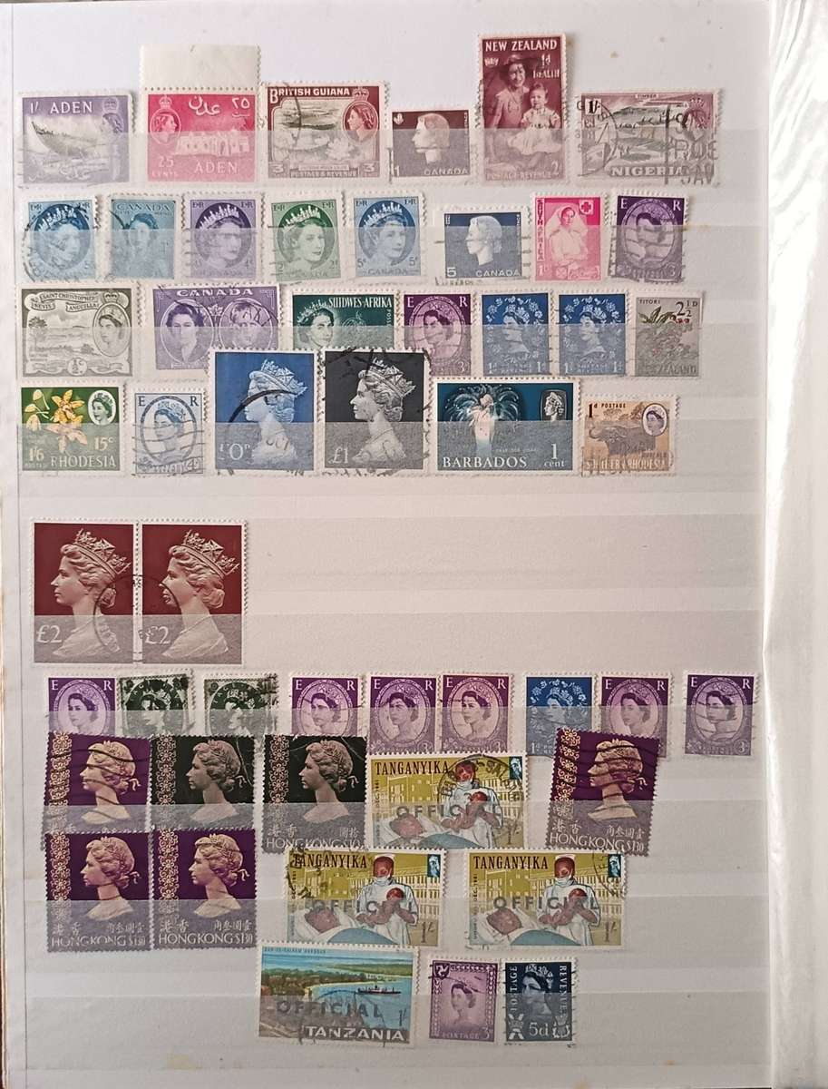 MIXED LOT OF WORLD STAMPS IN ALBUM
