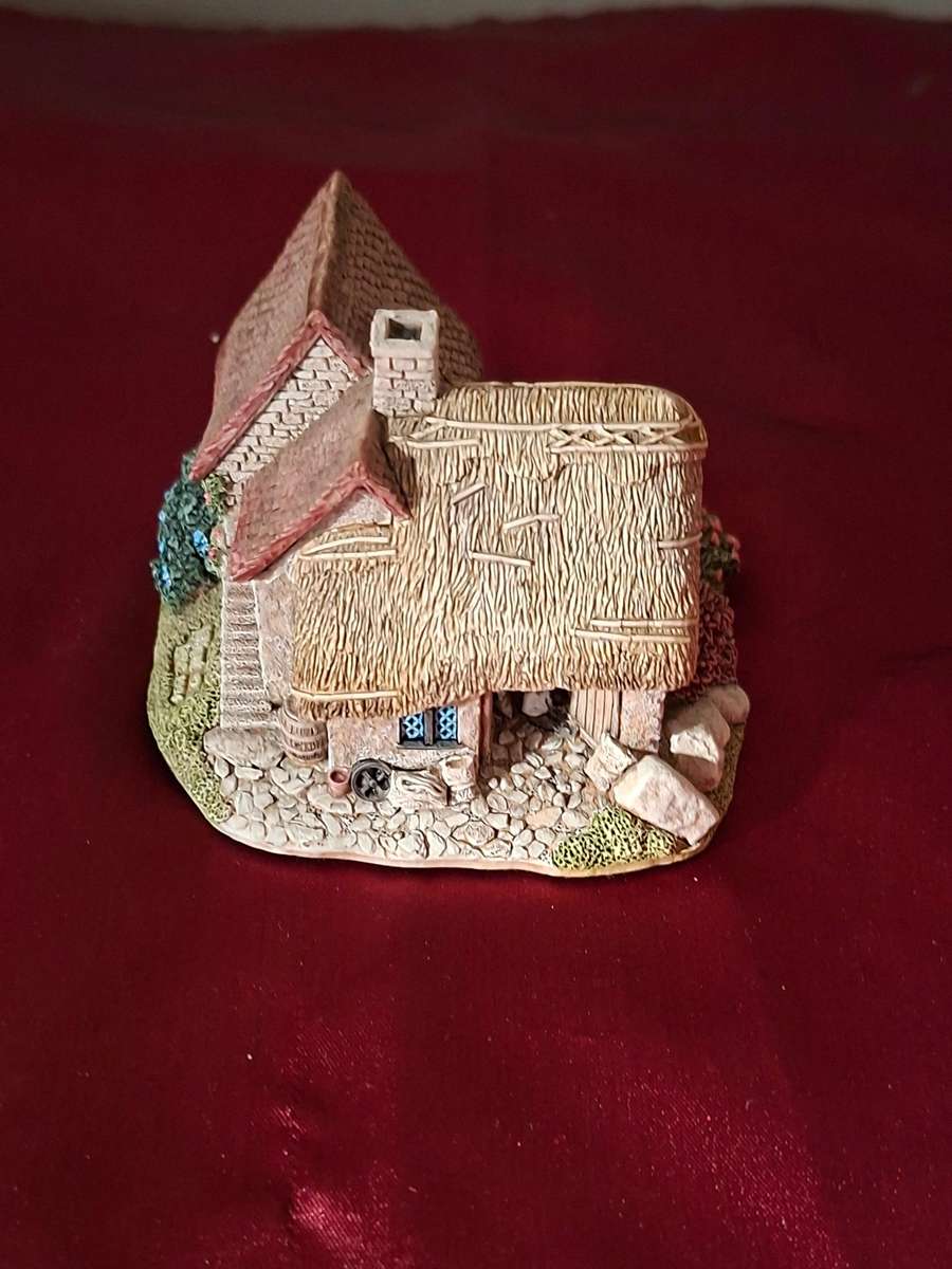 LILLIPUT LANE THE WATERSID MILL