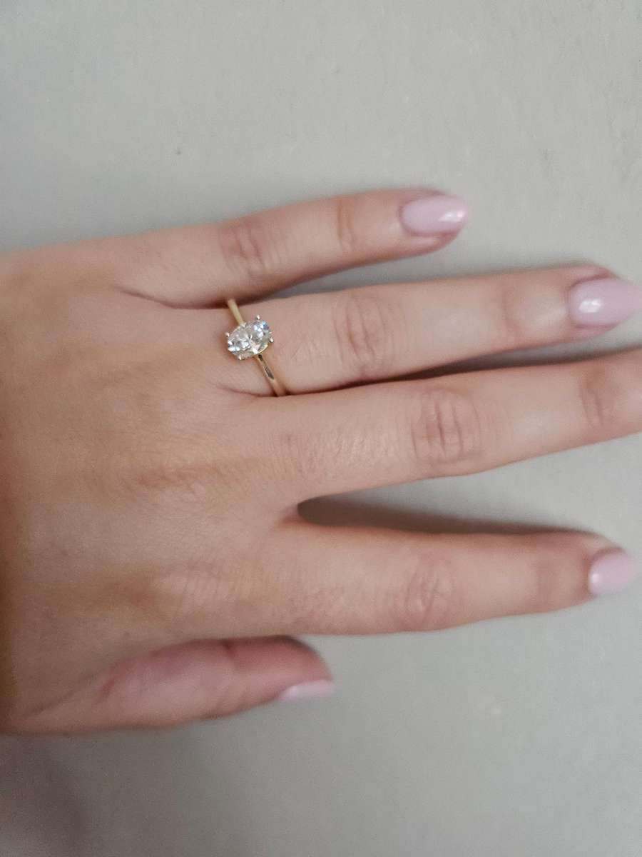 GRA** Certified 1ct Moissanite Ring