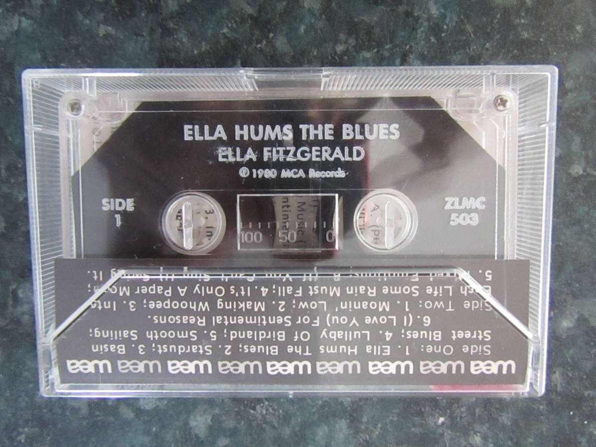 Ella Fitzgerald - Ella Hums The Blues (Cassette)