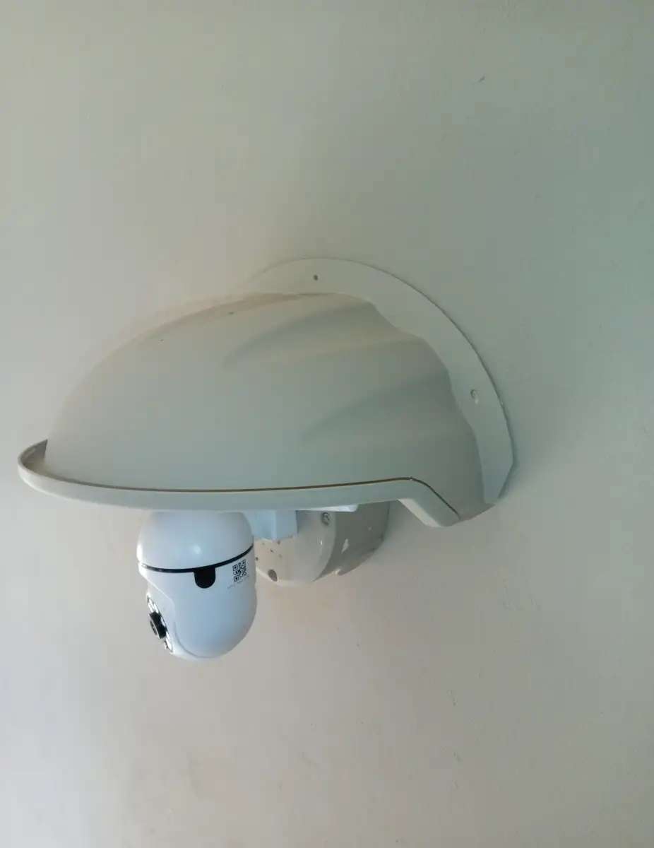 4 x Universal CCTV Sun, Rain, Dust & Antiglare Cover for cameras (4 pack)