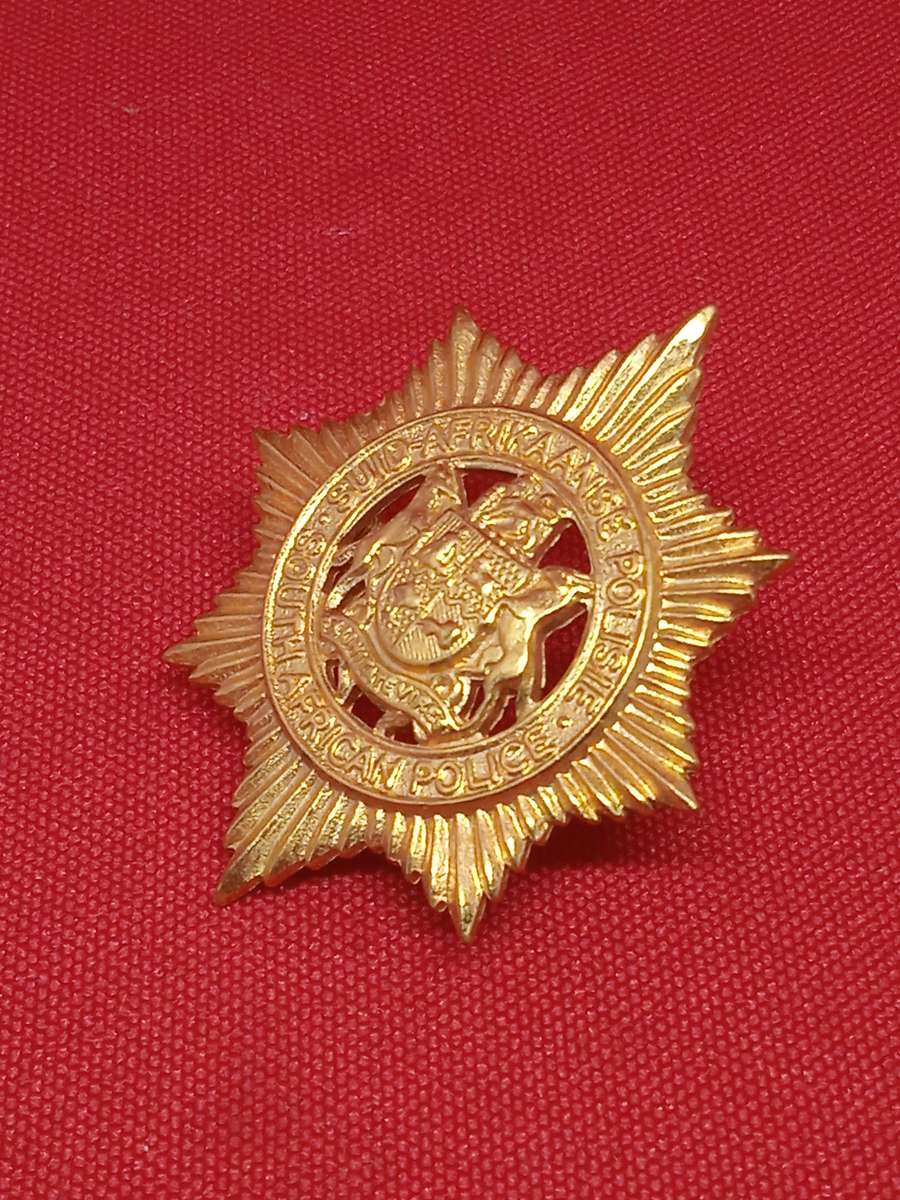 SOUTH AFRICAN POLICE BADGE