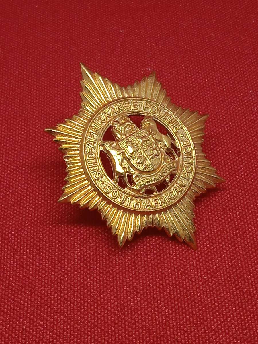SOUTH AFRICAN POLICE BADGE