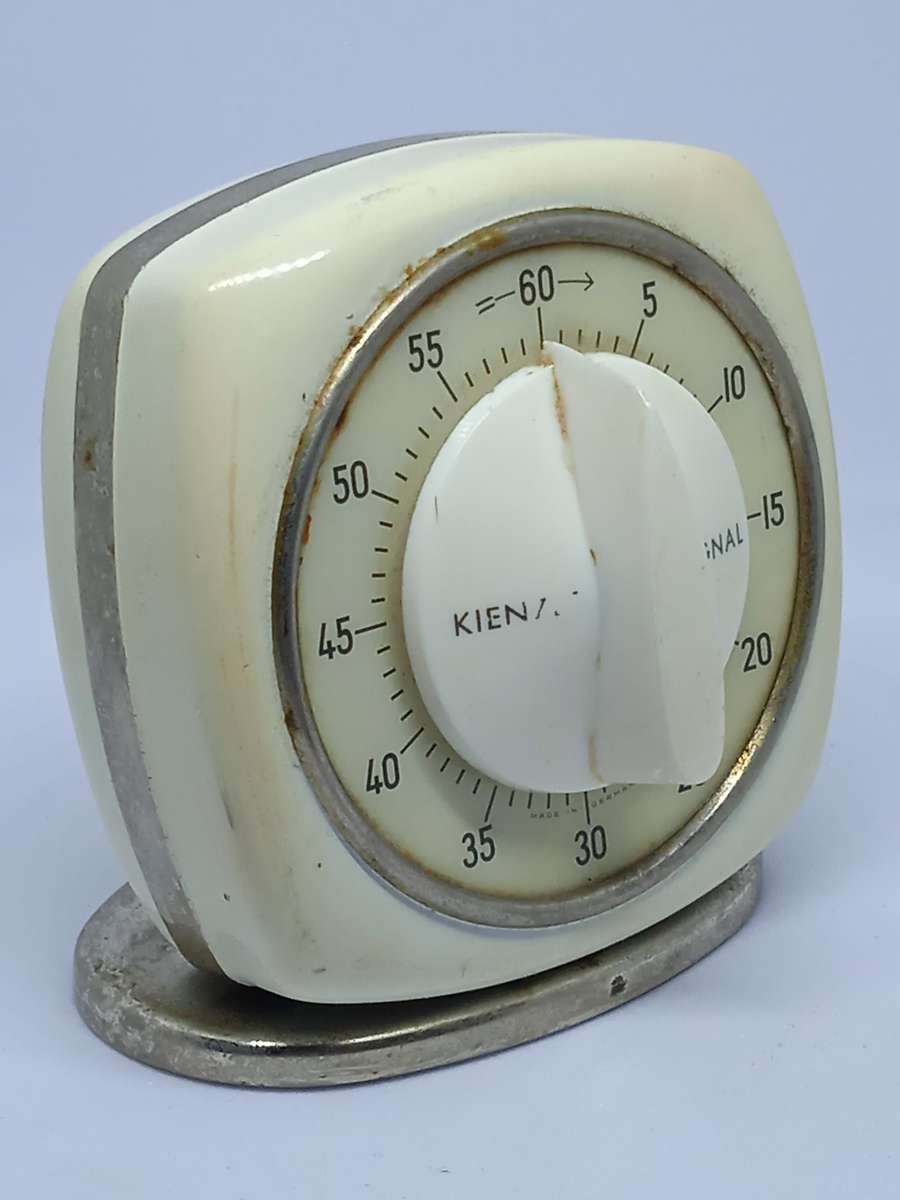VINTAGE GERMAN KITCHEN TIMER