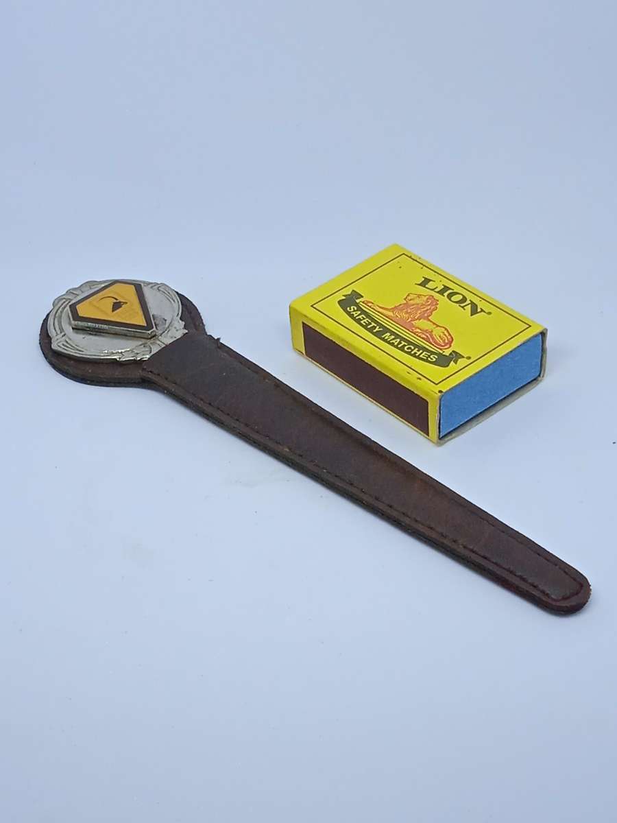 VINTAGE LETTER OPENER