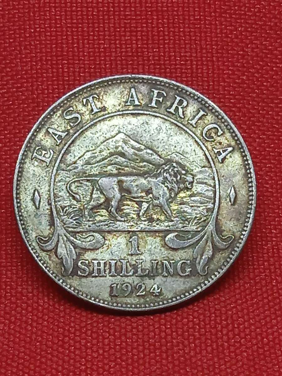 1924 EAST AFRICA SILVER ONE SHILLING