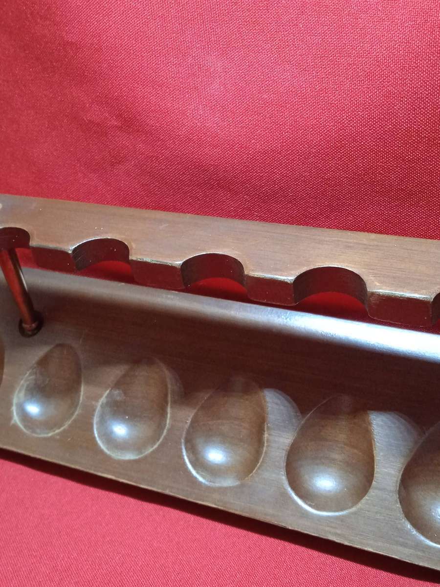 VINTAGE WOODEN SMOKING PIPE STAND