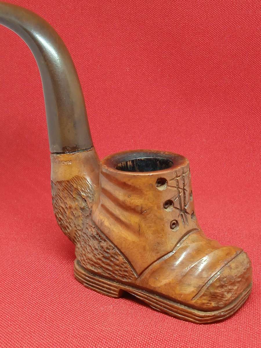 VINTAGE GENUINE BRIAR BOOT SMOKING PIPE