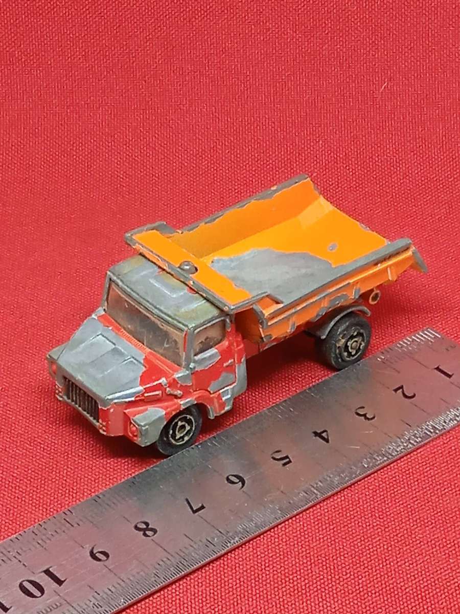 1980S MAJORETTE SCANIA TIPPER TRUCK 1:100 SCALE