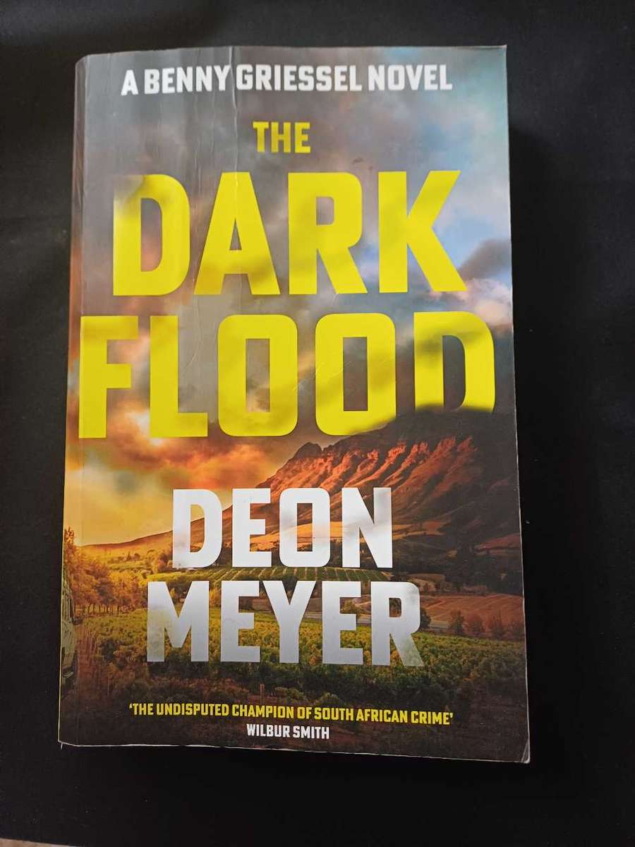 DEON MEYER - THE DARK FLOOD BOOK