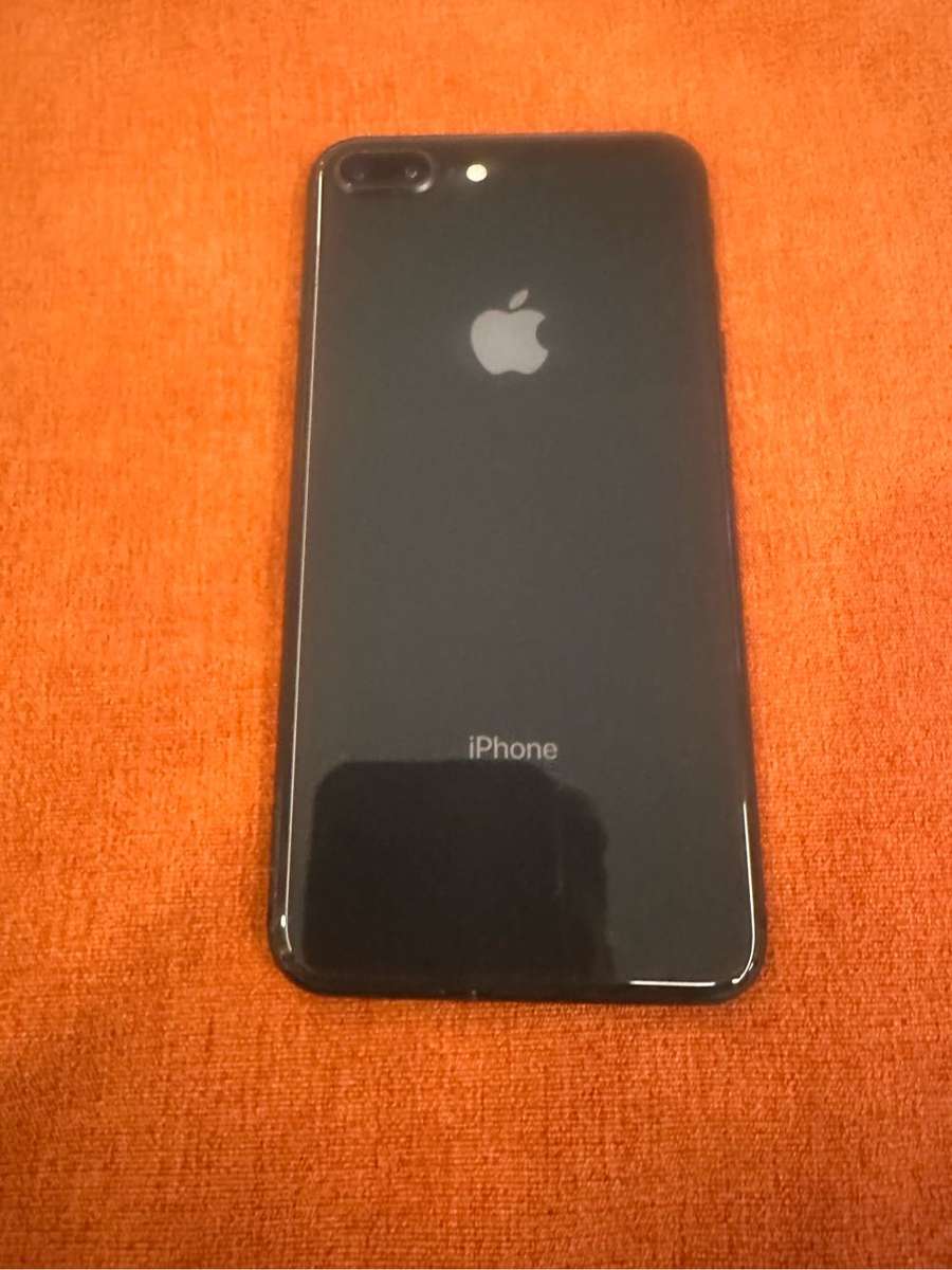 iPhone 8plus 64GB **Great Condition **