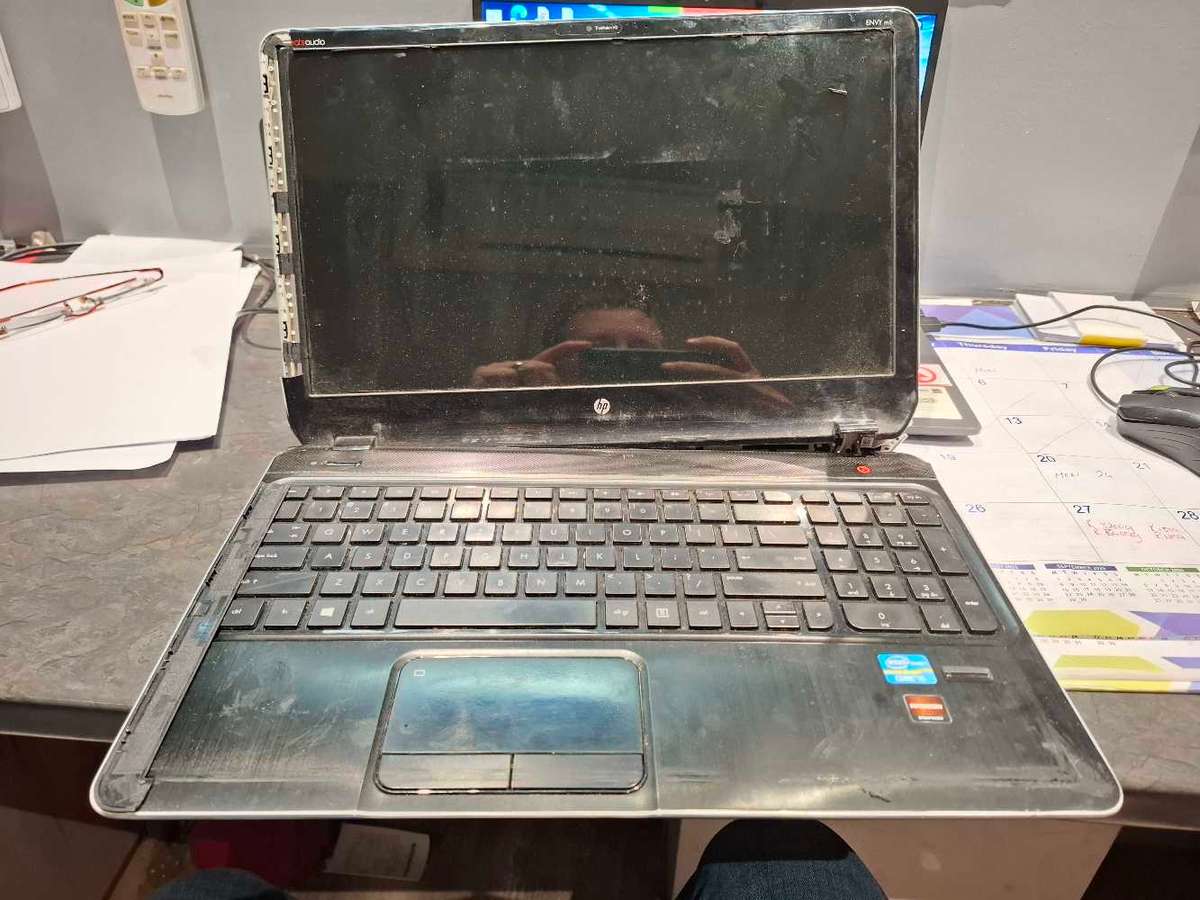 Faulty laptops for repairs