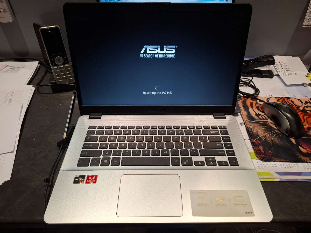 Asus vivobook ryzen 5 laptop