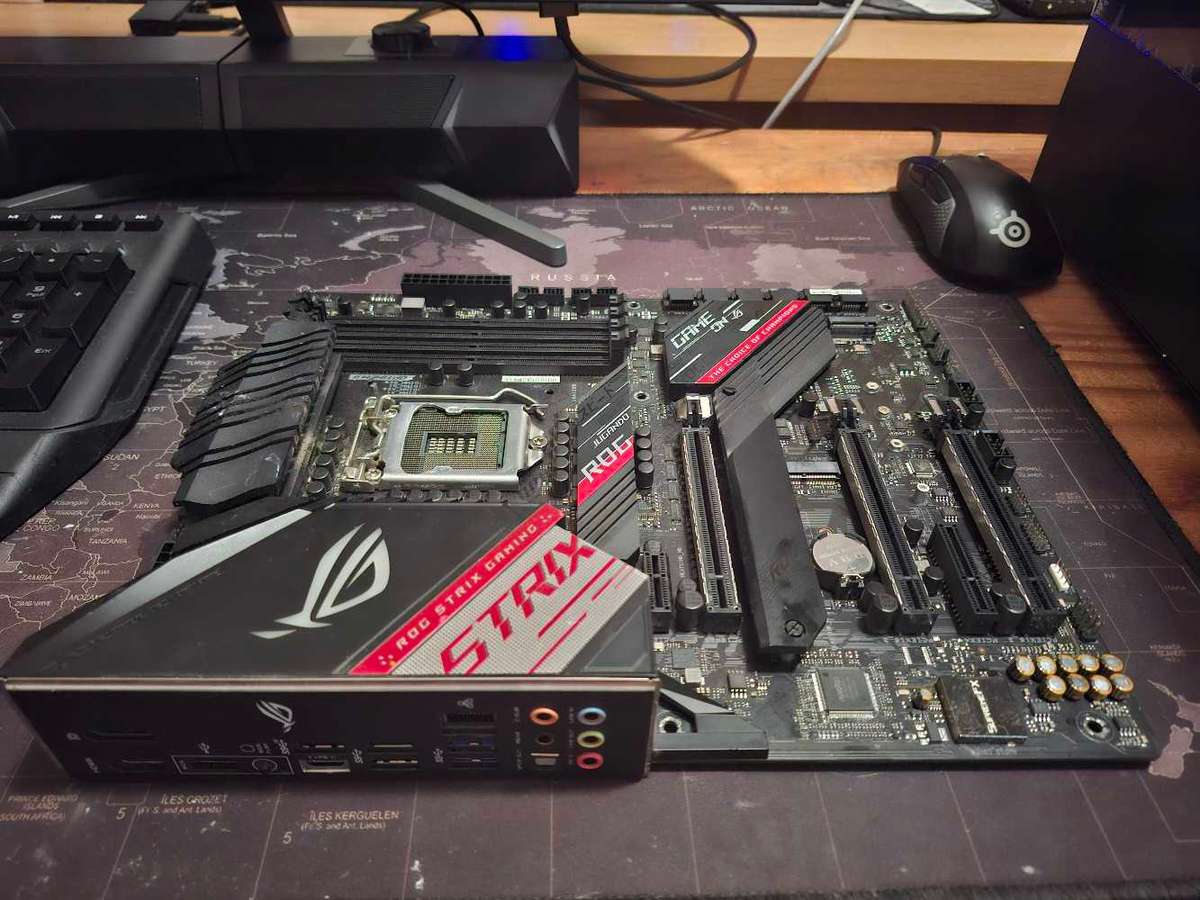Asus rog strix lga 1200 10th/11th gen motherboard