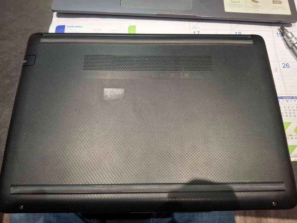 Faulty laptops for repairs