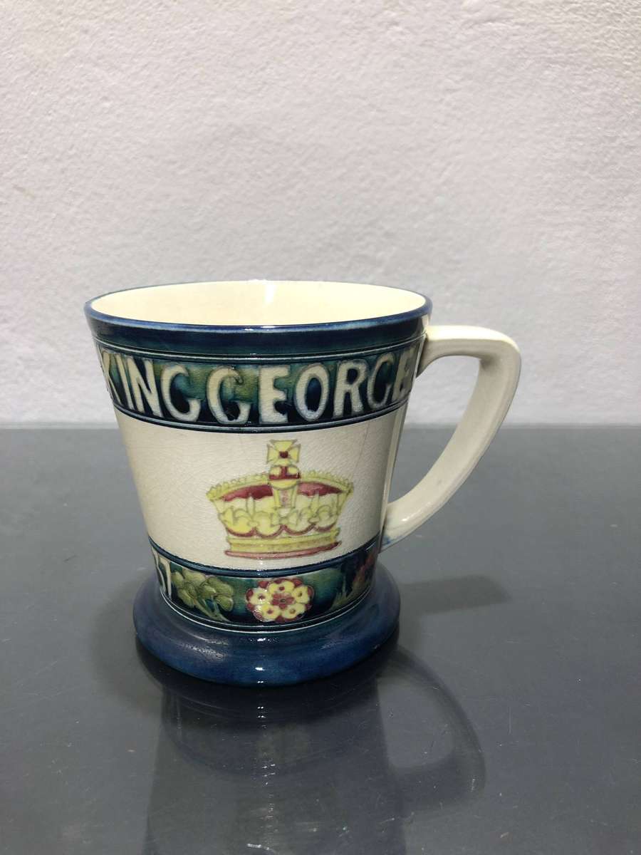 1937 Moorcroft King George VI & Queen Elizabeth Coronation Mug (pls read condition)