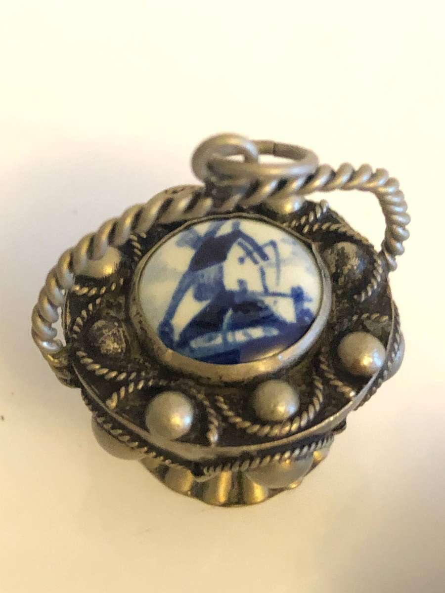 Delft Porcelain and Silver Brooches