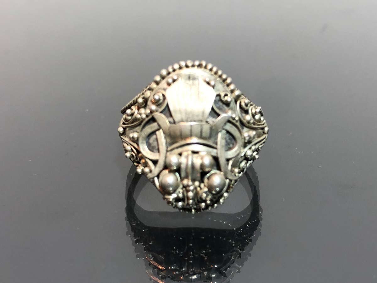 Indonesian Scared Ranga Ring in Silver 925