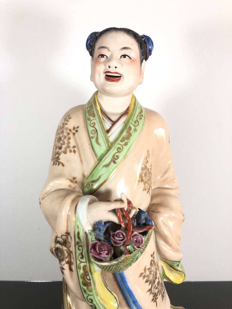 A Large Chinese Famille Rose Porcelain Figurine ***please read condition***
