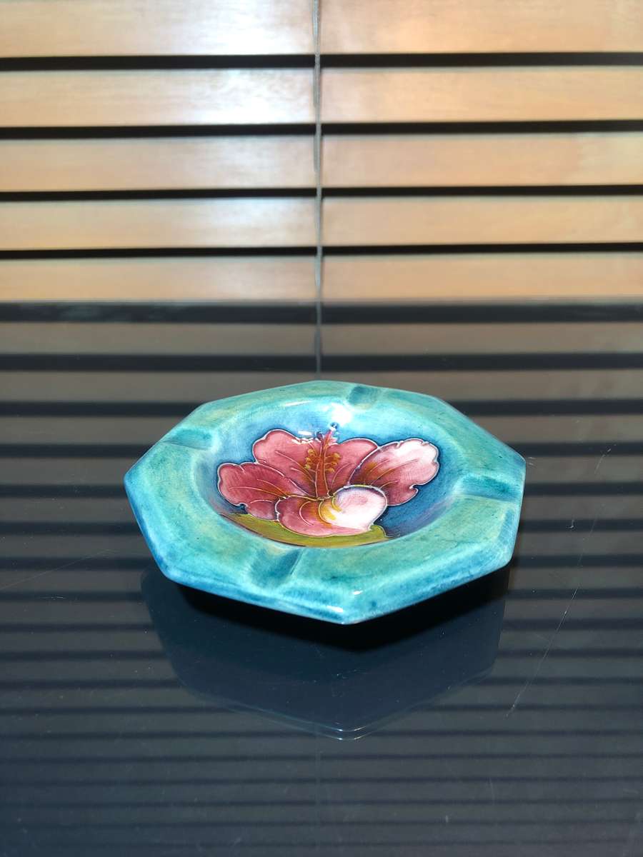 A Decorative Octagonal Moorcroft Porcelain Ashtray