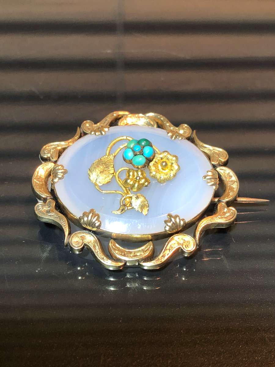 Antique Victorian Chalcedony Forget me Not Brooch