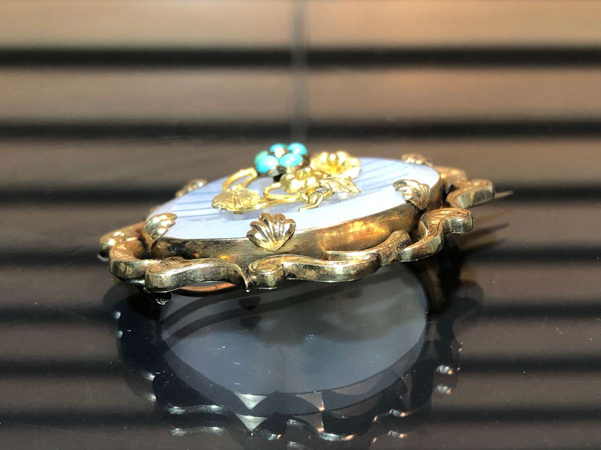 Antique Victorian Chalcedony Forget me Not Brooch
