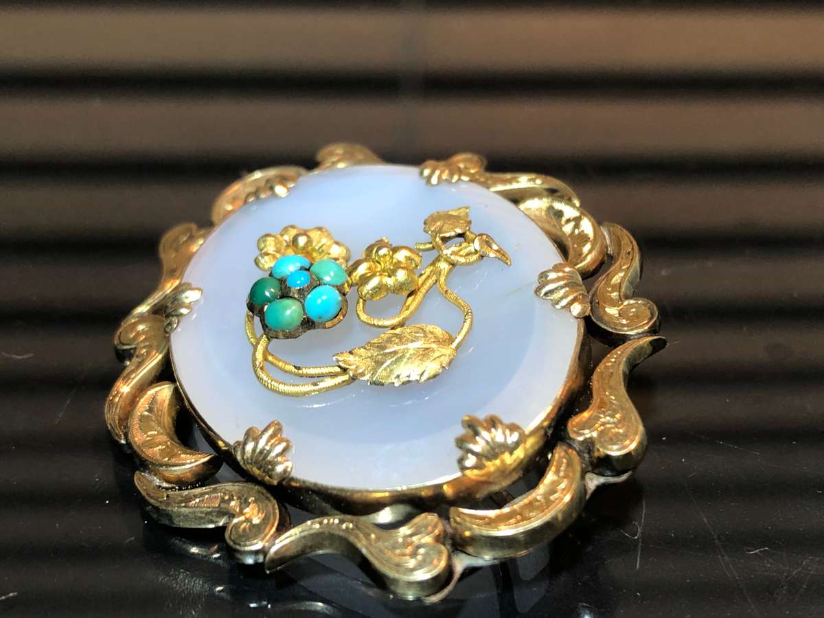 Antique Victorian Chalcedony Forget me Not Brooch