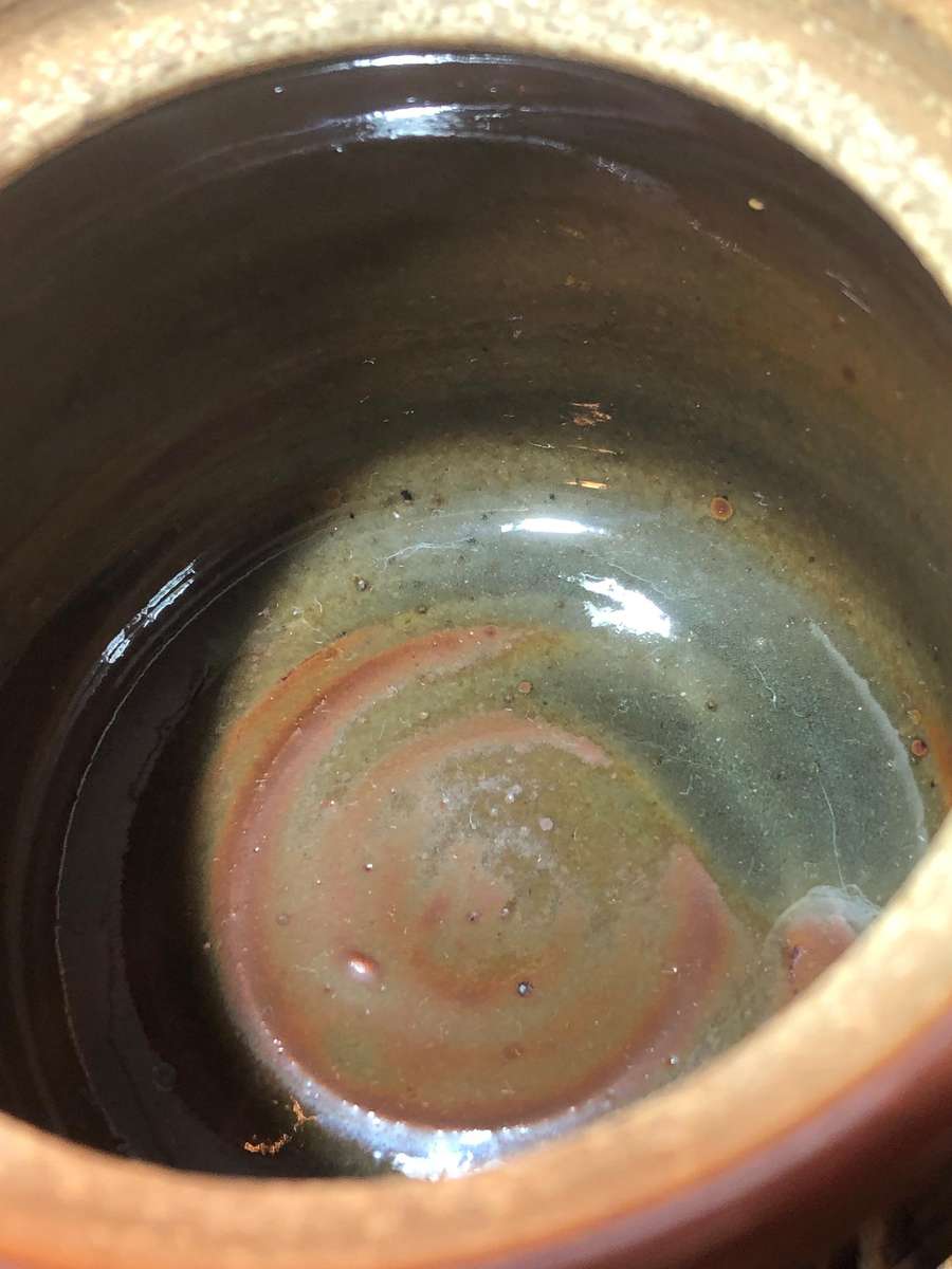 South African Potter Ian Glenny Stoneware Vessel with Lid (1952-2023)