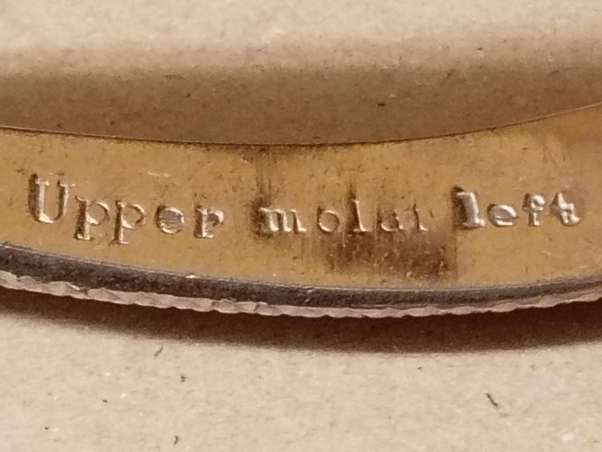 VINTAGE ASSORTMENT OF DENTAL TOOLS