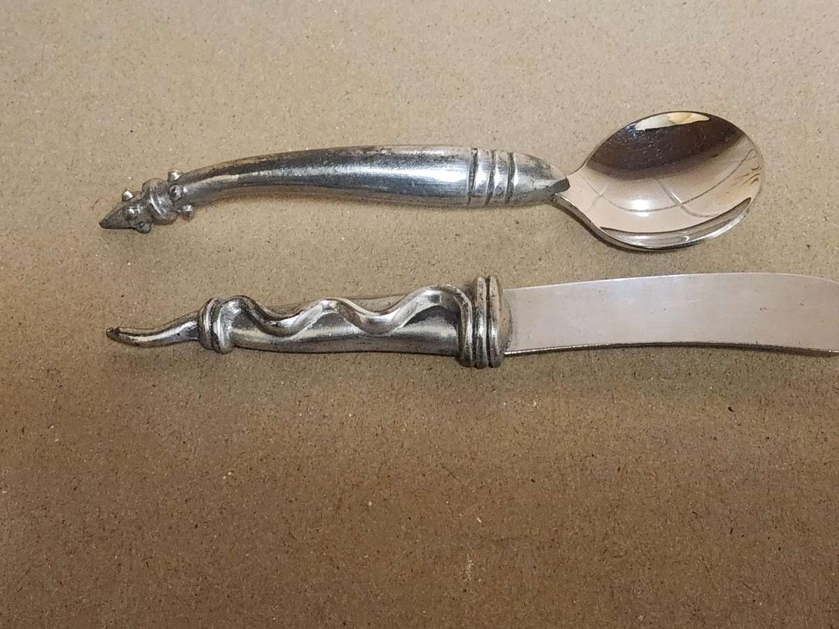 VINTAGE CARROL BOYES FUNCTIONAL ART EARLY DESIGN PEWTER SPREADER AND SPOON