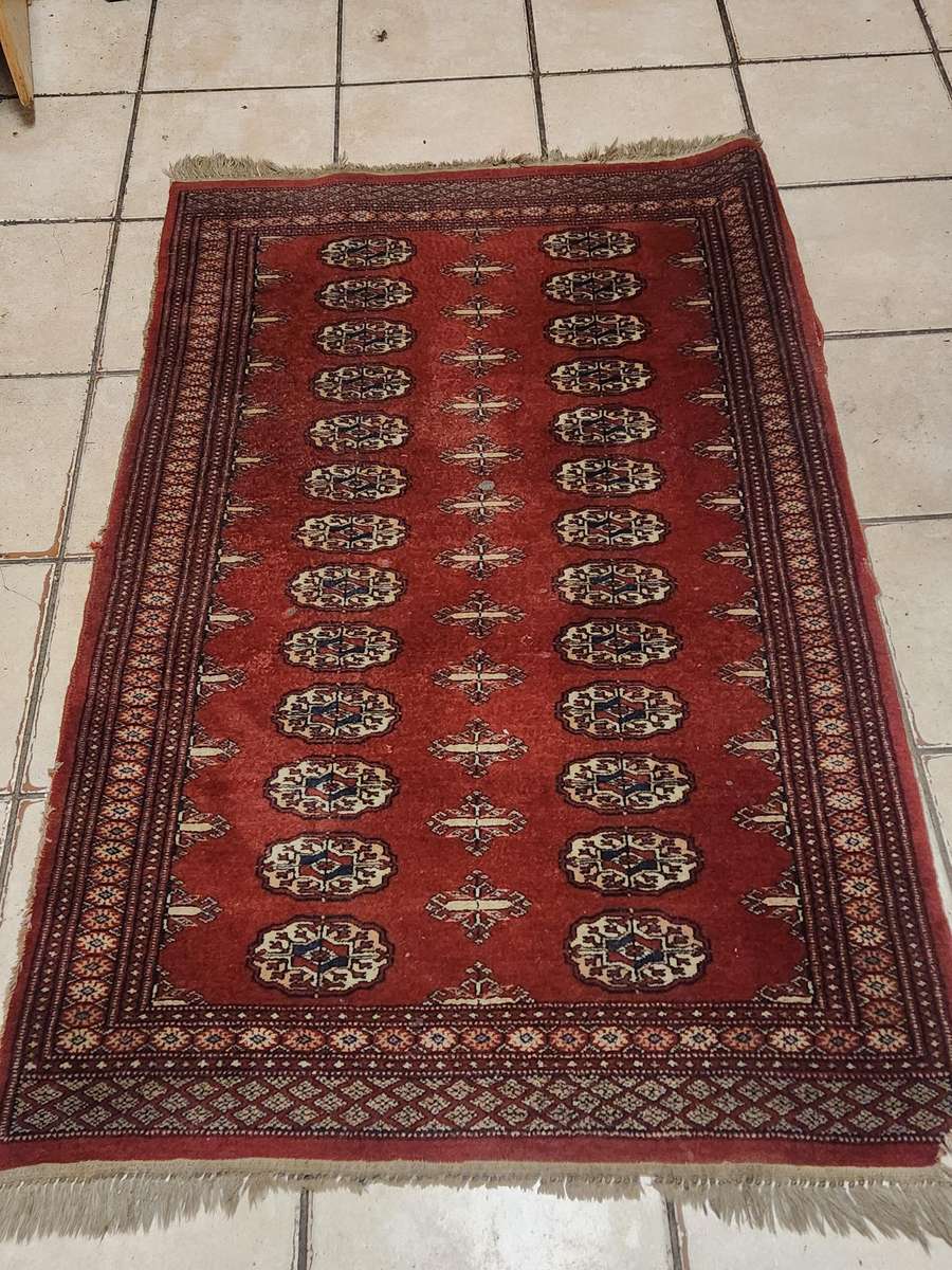 Vintage Pure Wool Hand Knotted Persian Carpet