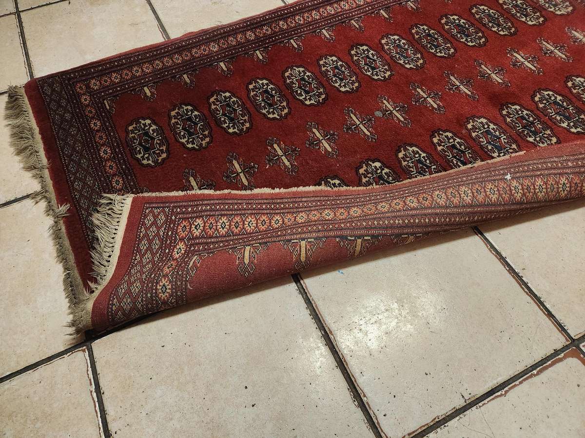 Vintage Pure Wool Hand Knotted Persian Carpet
