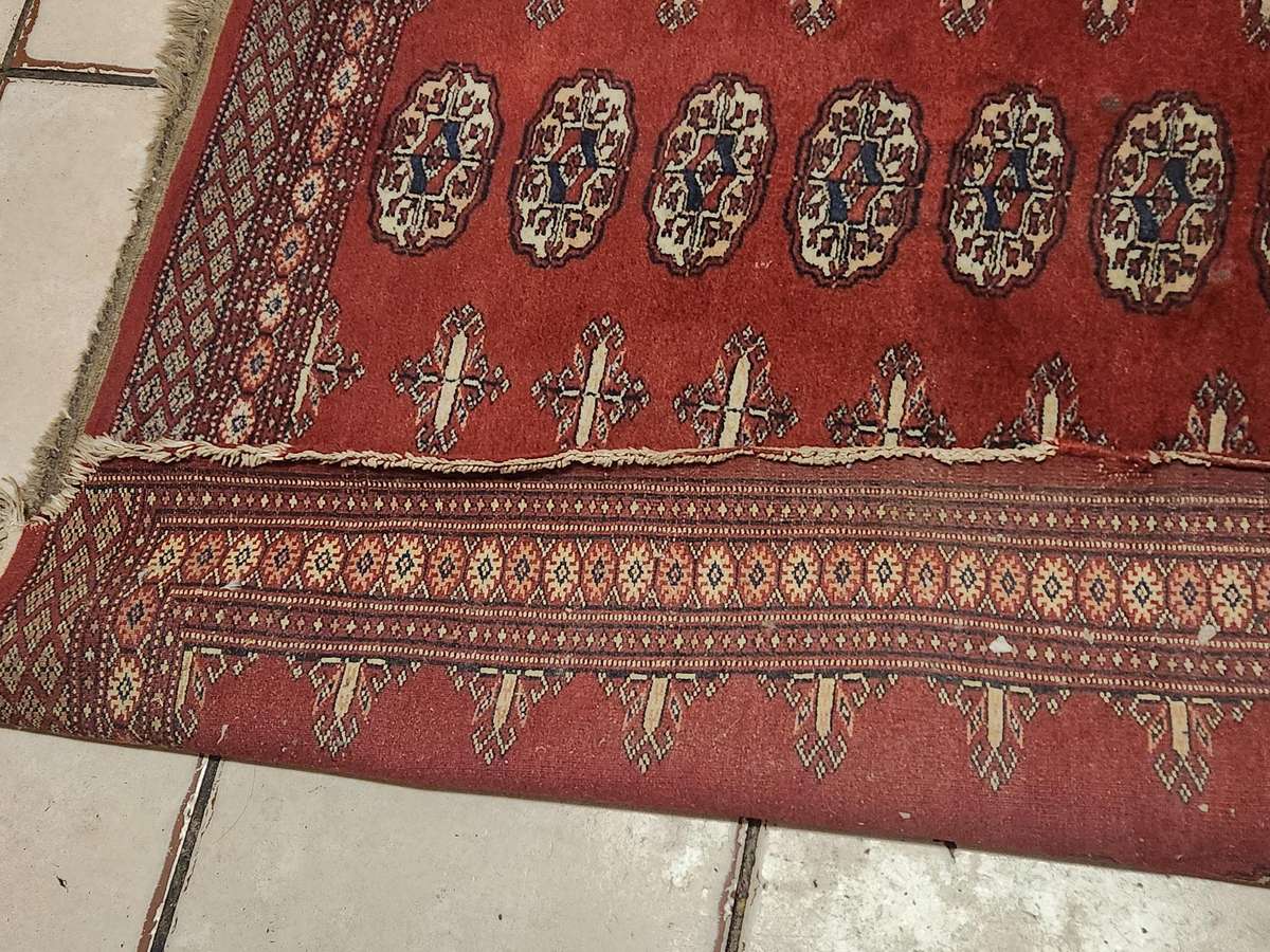 Vintage Pure Wool Hand Knotted Persian Carpet