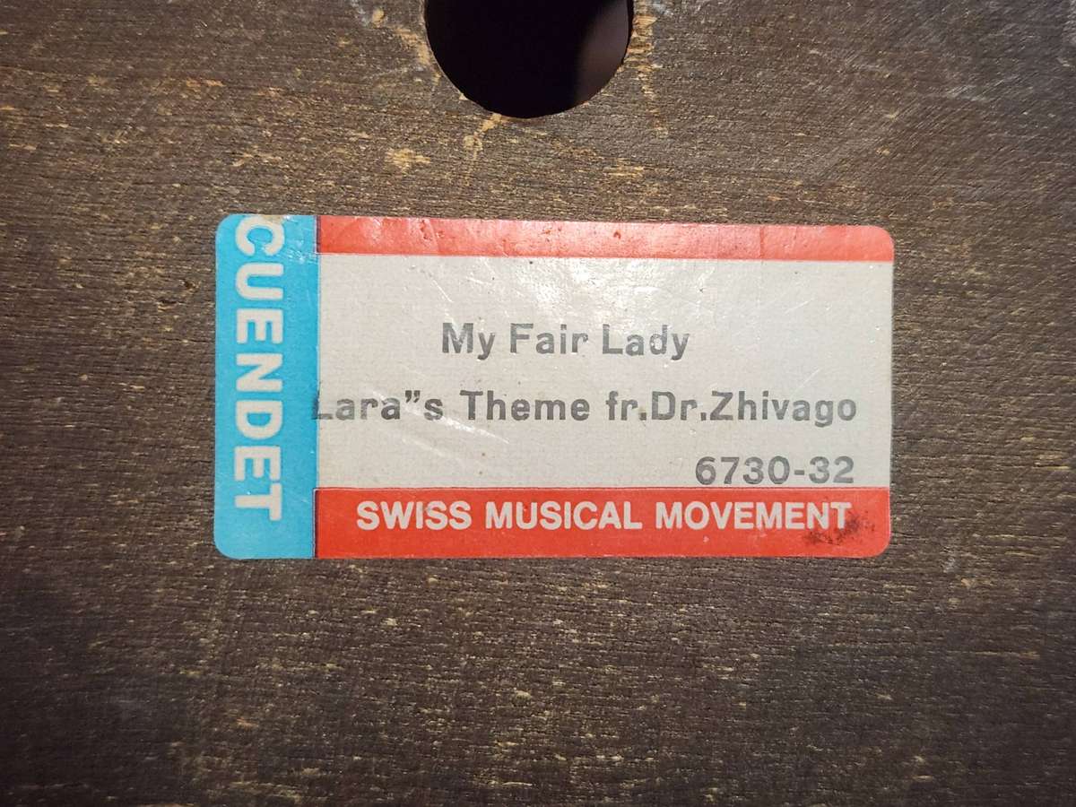 VINTAGE BLACK FOREST GERMANY CUCKOO CLOCK CASING FOR SPARES OR RESTORATION