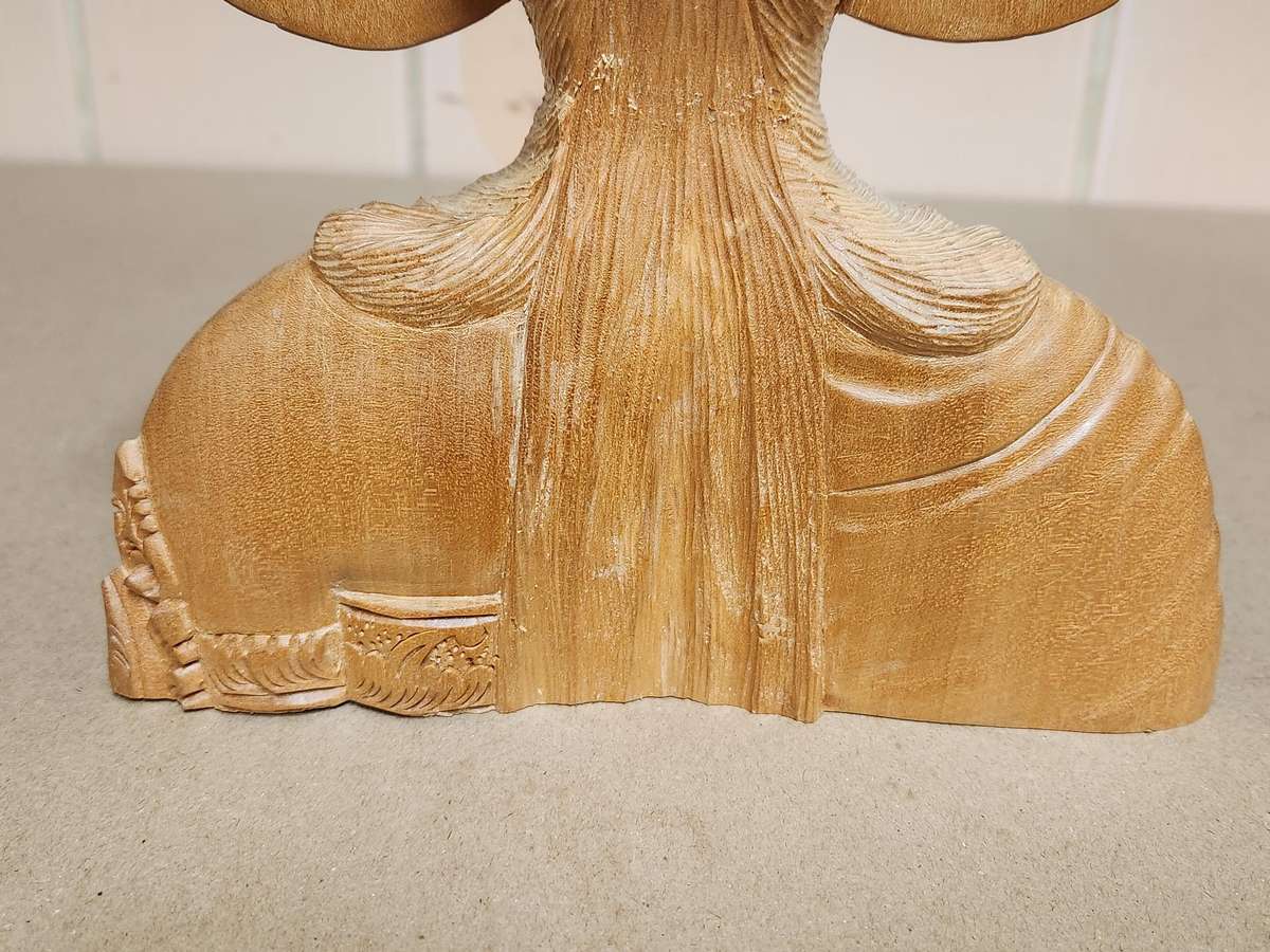 VINTAGE ELABORATELY CARVED WOODEN BALINESE JANGER DANCER BUST