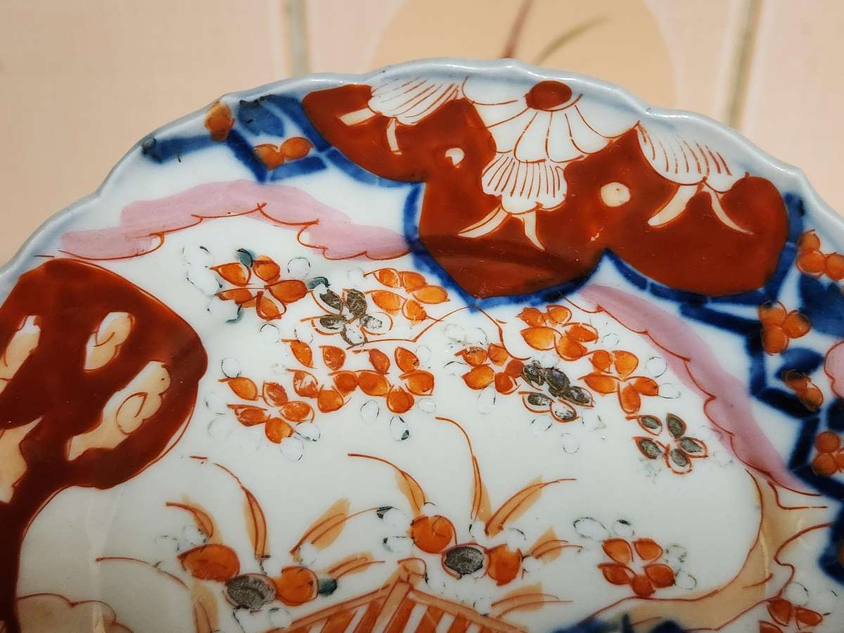 ANTIQUE JAPANESE IMARI ARITA WARE SMALL PLATE