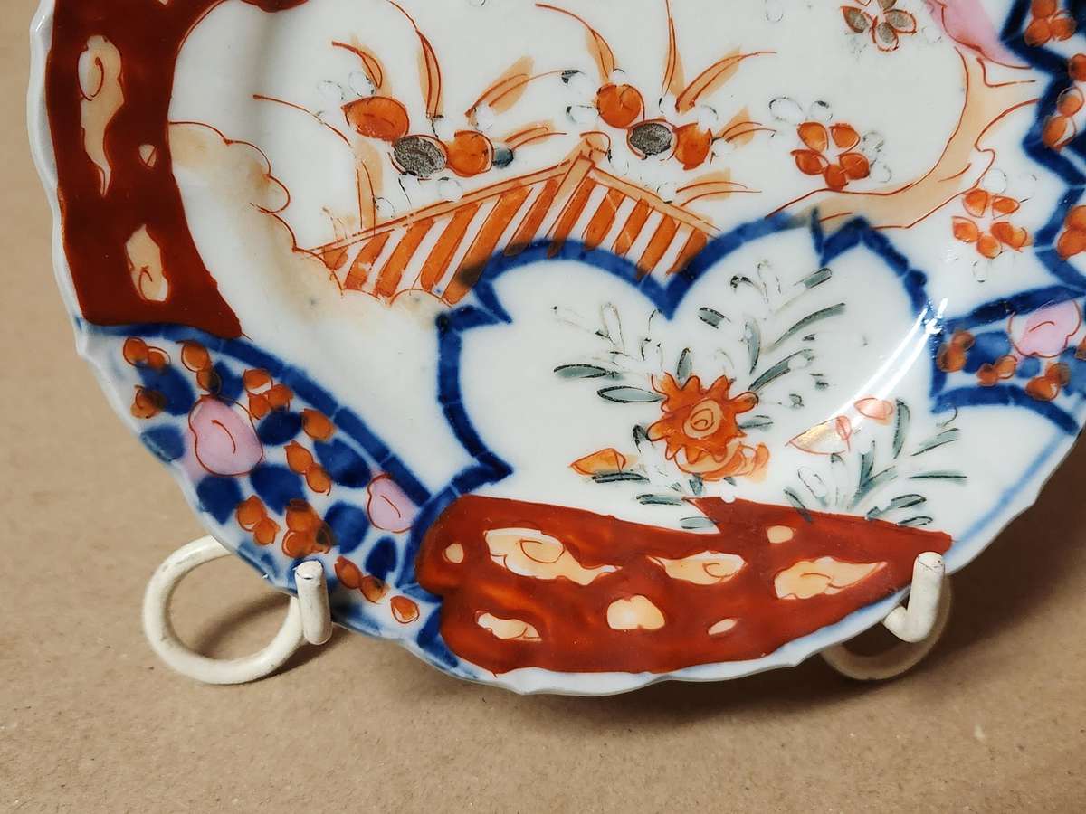 ANTIQUE JAPANESE IMARI ARITA WARE SMALL PLATE