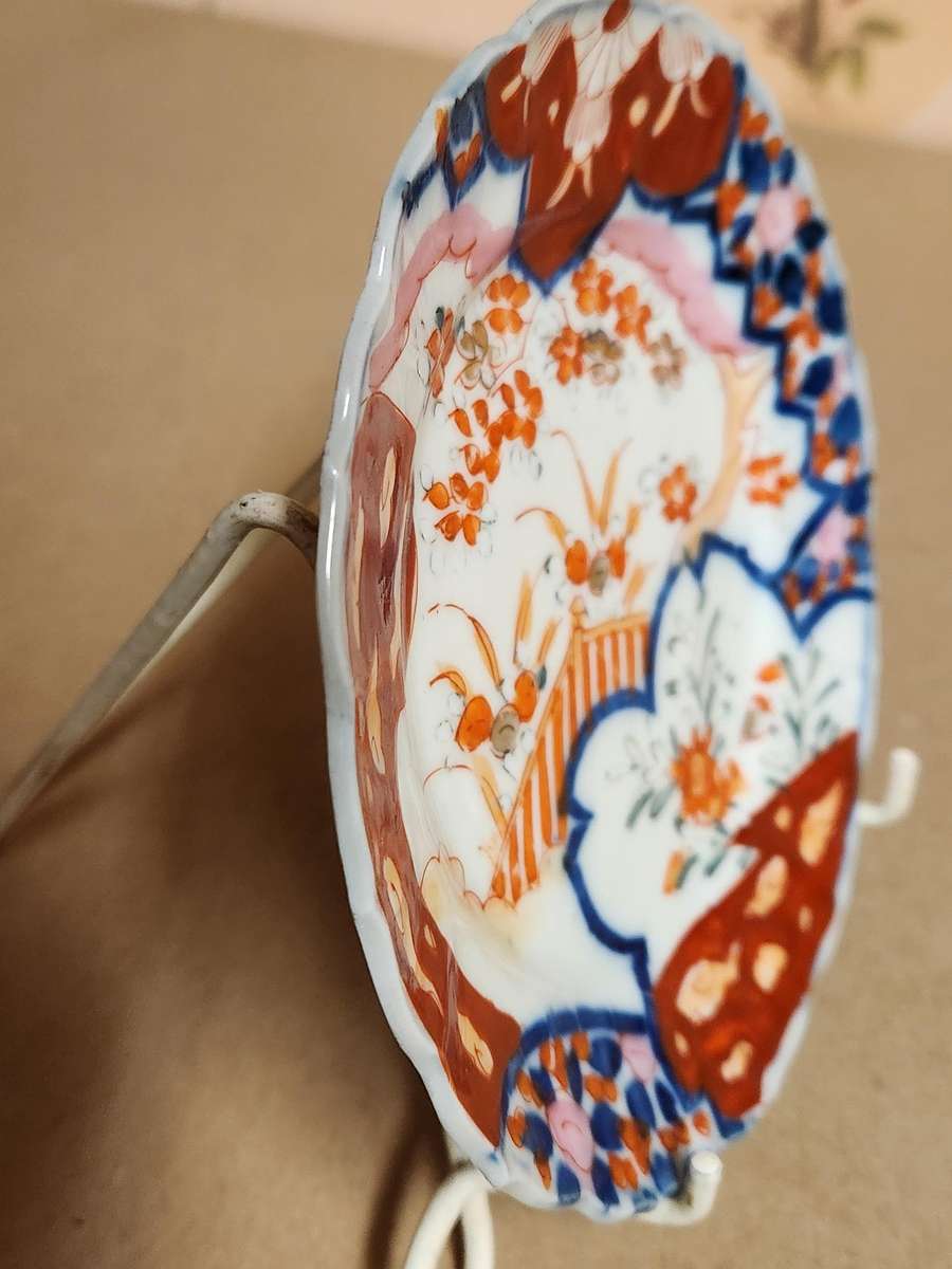 ANTIQUE JAPANESE IMARI ARITA WARE SMALL PLATE